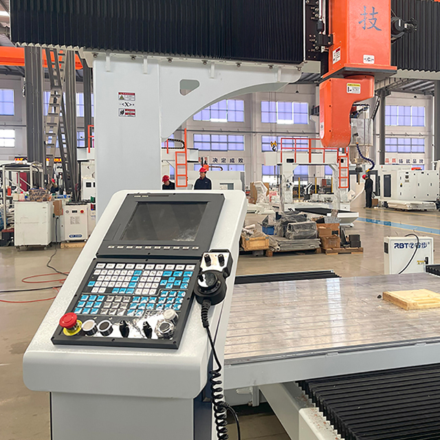 Несталлический шестиосевой обработок подходит для композитных материалов